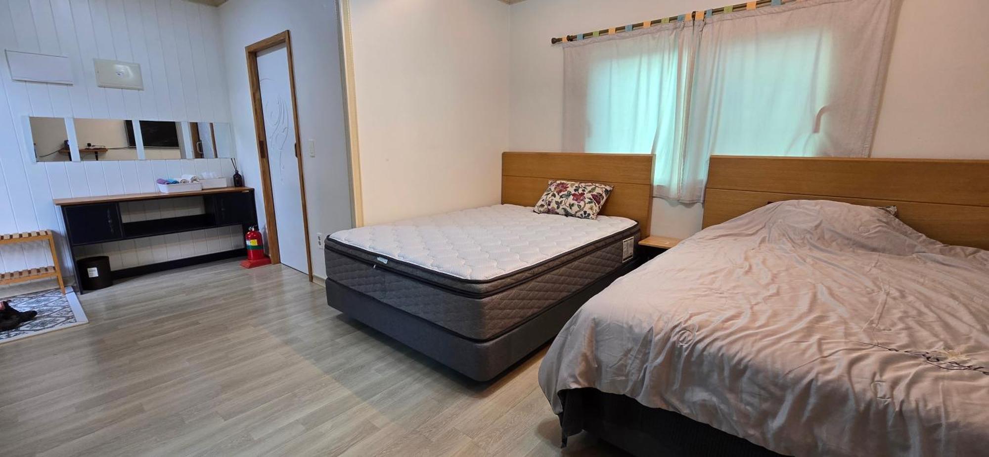 Wind Jeju Cafe & Pension Seogwipo Zewnętrze zdjęcie