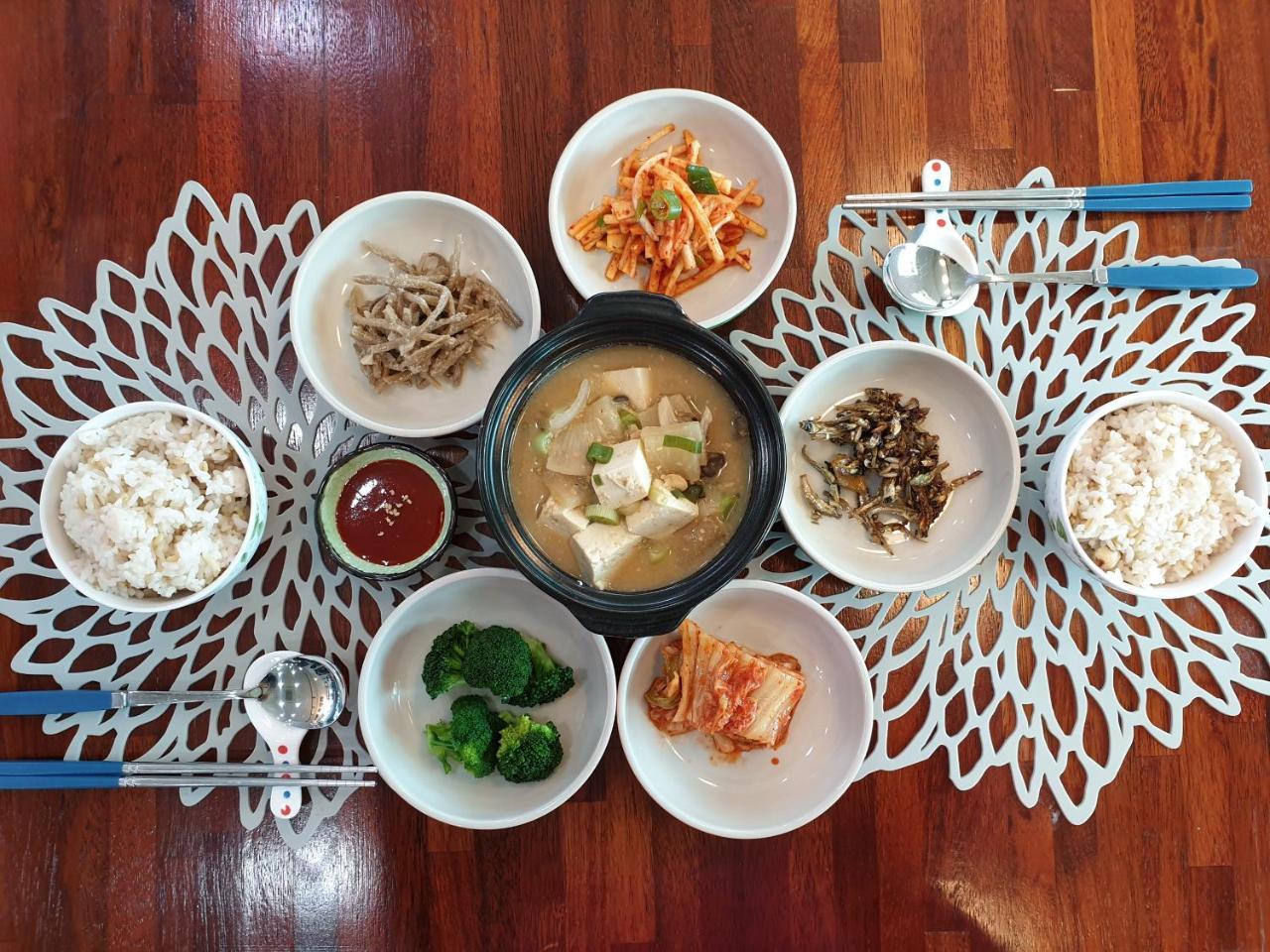 Wind Jeju Cafe & Pension Seogwipo Zewnętrze zdjęcie