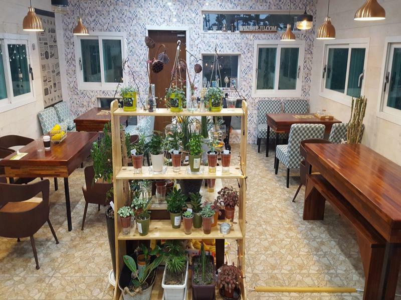 Wind Jeju Cafe & Pension Seogwipo Zewnętrze zdjęcie